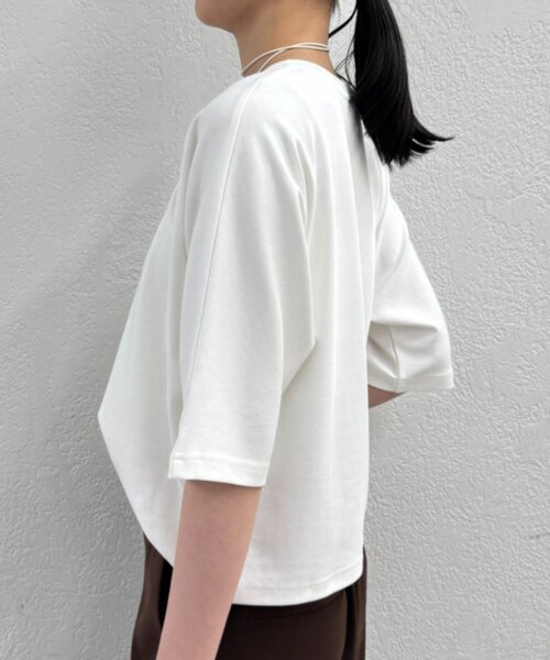 LOUNGEDRESS(ラウンジドレス)の「ドルマンカットソー(Tシャツ/カットソー・レディース・ブラック/オフホワイト/ブラウン・FREE)」の13枚目の写真