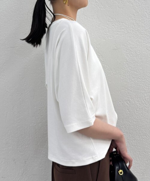 LOUNGEDRESS(ラウンジドレス)の「ドルマンカットソー(Tシャツ/カットソー・レディース・ブラック/オフホワイト/ブラウン・FREE)」の15枚目の写真