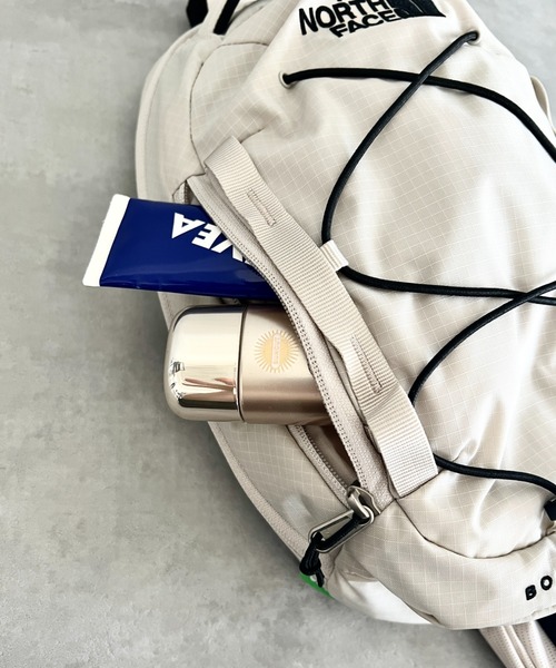 【未使用】ザ ノースフェイス ボディバッグ スリングバッグ セール】国内未発売 THE NORTH FACE(ザ・ノースフェイス)/軽量