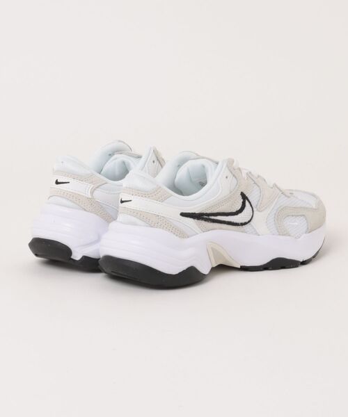 NIKE(ナイキ)の「《NIKE》ウィメンズ AL8(スニーカー・レディース・ホワイト系その他/ベージュ系その他・25.0cm/24.5cm/24.0cm/23.5cm/23.0cm/22.5cm)」の3枚目の写真