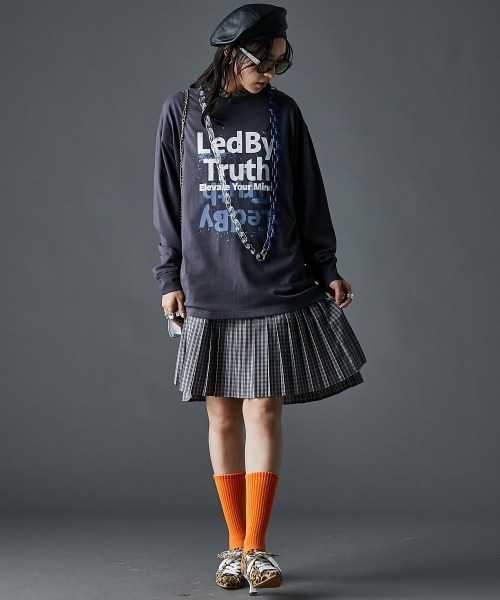 GEVS.(ジェイヴィス)の「ロゴプリントロングスリーブTシャツ<大きいサイズ有>GEVS.(Tシャツ/カットソー・レディース・チャコールグレー/ライトグレー系・5L/4L/3L/LL/L/M)」の8枚目の写真