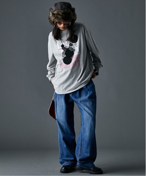 GEVS.(ジェイヴィス)の「ロゴプリントロングスリーブTシャツ<大きいサイズ有>GEVS.(Tシャツ/カットソー・レディース・チャコールグレー/ライトグレー系・5L/4L/3L/LL/L/M)」の3枚目の写真