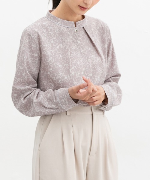 Honeys（ハニーズ）の「配色バンドカラーブラウス（シャツ/ブラウス・レディース・ネイビー/ブルー系/ホワイト系その他/グレー系/ホワイト・L/LL/3L/M/S）」の3枚目の写真