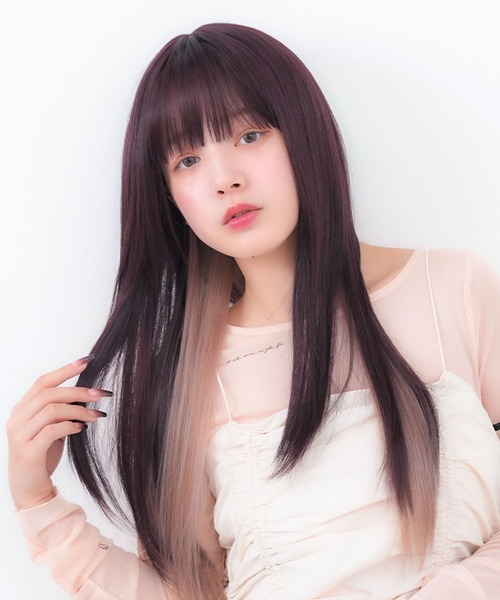 LINEASTORIA（リネアストリア）の「【フルウィッグ・ロング】ソルティーレイヤーストレート（ウィッグ・レディース・パープル系その他2/パープル系その他/ブラック系その他/ブラック×レッド・M）」の4枚目の写真