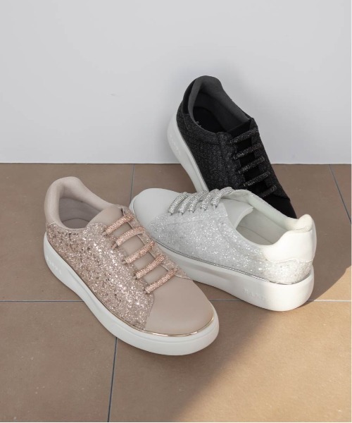 RANDA（ランダ）の「ビジューパーツグリッタースニーカー（スニーカー・レディース・ブラック/ホワイト/ピンク/シルバー・M/L/S/LL）」の5枚目の写真