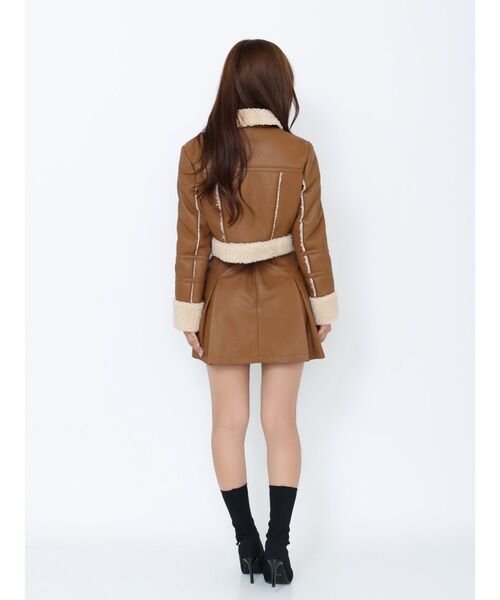 EATME（イートミー）の「レースアップフェイクレザープリーツスカート（スカート・レディース・キャメル/アイボリー/ブラック・SMALL/MEDIUM）」の7枚目の写真