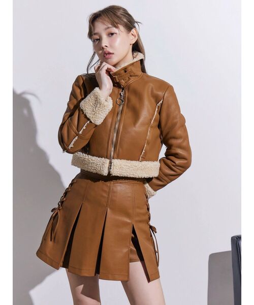 EATME（イートミー）の「レースアップフェイクレザープリーツスカート（スカート・レディース・キャメル/アイボリー/ブラック・SMALL/MEDIUM）」の11枚目の写真