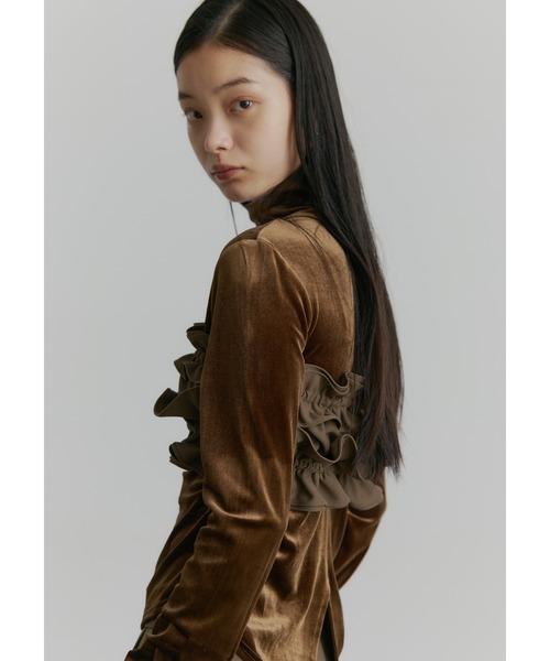 SEN TOKYO(セントーキョー)の「ベロアハイネック フレアカットソー(Tシャツ/カットソー・レディース・ブラック/ブラウン・LARGE/MEDIUM/SMALL)」の9枚目の写真