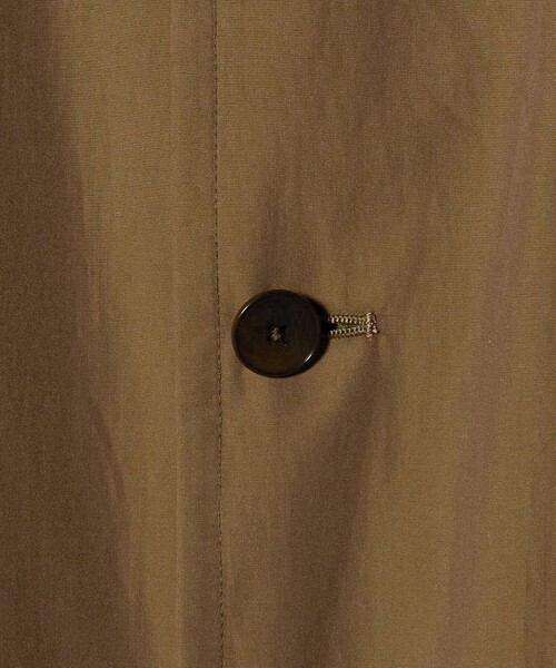 UNITED ARROWS（ユナイテッドアローズ）の「フィンクス ソラーロ マックコート（ステンカラーコート・メンズ・ブラウン系・L/XL/S/M）」の20枚目の写真