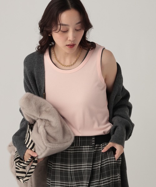 Elura（エルーラ）の「プレーンリブタンク/598154（タンクトップ・レディース・ホワイト/チャコールグレー/ブラック/ボルドー/ブラウン/ライトピンク/レッド・FREE）」の5枚目の写真