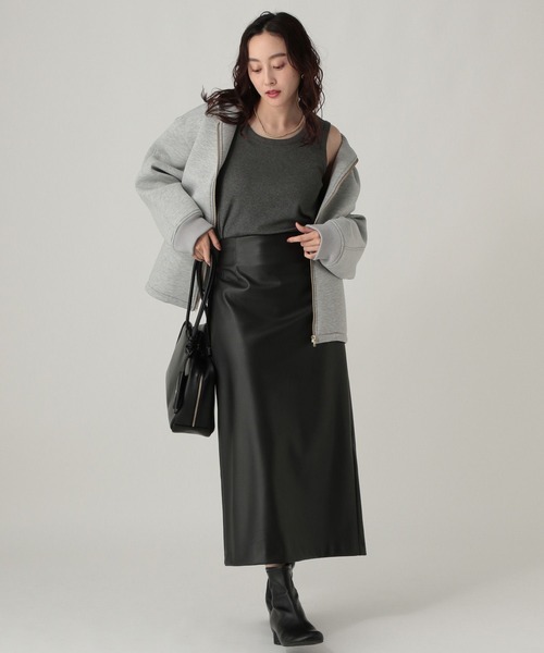 Elura（エルーラ）の「プレーンリブタンク/598154（タンクトップ・レディース・ホワイト/チャコールグレー/ブラック/ボルドー/ブラウン/ライトピンク/レッド・FREE）」の18枚目の写真