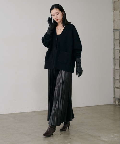LARUTA（ラルータ）の「【LARUTA】アコーディオン合皮プリーツスカート（スカート・レディース・モカ/ブラック/グレイッシュベージュ・FREE）」の16枚目の写真