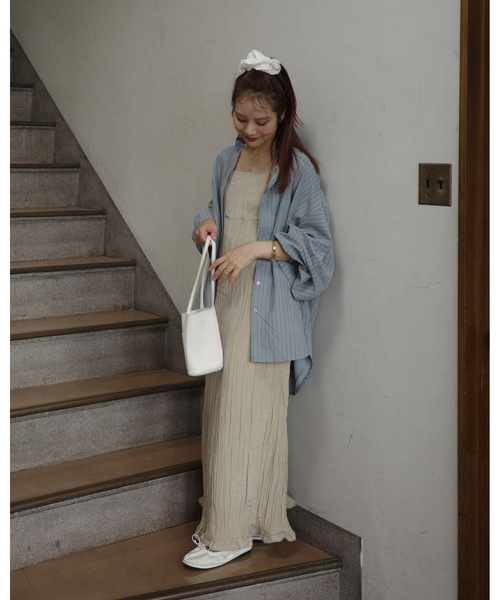 JUMELLE（ジュメロ）の「ワッシャーキャミOP（ワンピース・レディース・グレイッシュベージュ/ベージュ・MEDIUM）」の10枚目の写真