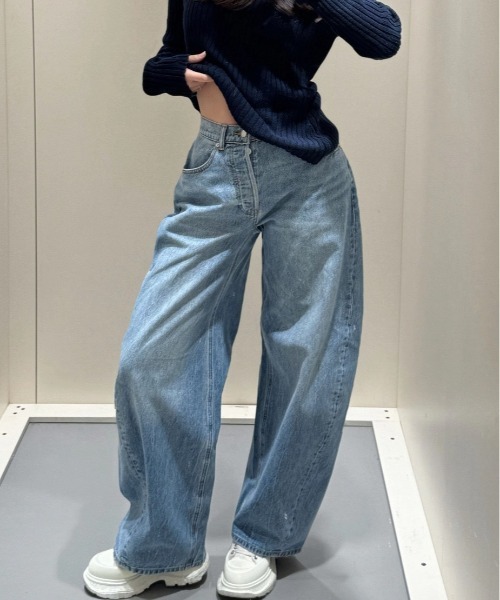 shameless(シェイムレス)の「ラインストーンバックロゴデニム(デニムパンツ・レディース・ブルー・S/M)」の6枚目の写真