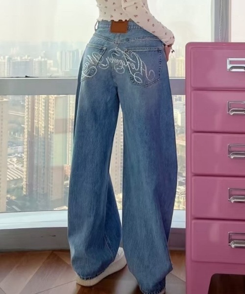 shameless(シェイムレス)の「ラインストーンバックロゴデニム(デニムパンツ・レディース・ブルー・S/M)」の9枚目の写真