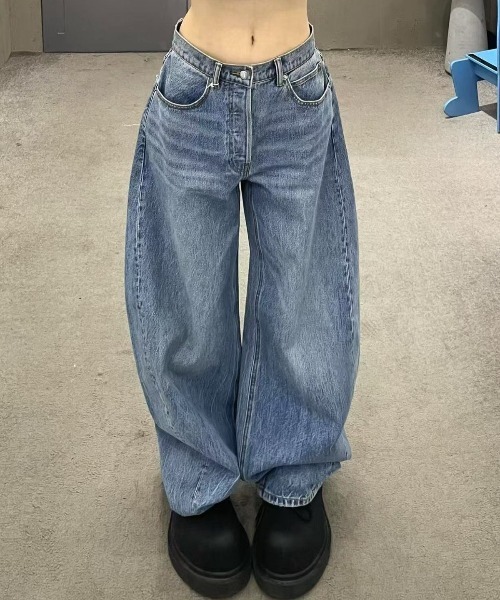 shameless(シェイムレス)の「ラインストーンバックロゴデニム(デニムパンツ・レディース・ブルー・S/M)」の12枚目の写真