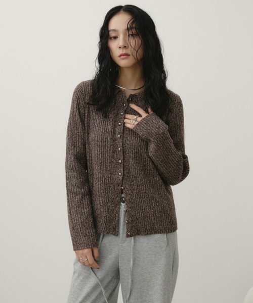 Aunt Marie's(アントマリーズ)の「メタルボタンミックスリブポロニット(ニット/セーター・レディース・ブラウン/レッド/ブラック/ライトブルー・FREE)」の15枚目の写真