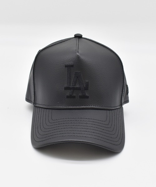 New Era ブラック キャップ サイン入り 7 1/8 New Era ブラック キャップ サイン入り 7 1/8 New Era ブラック