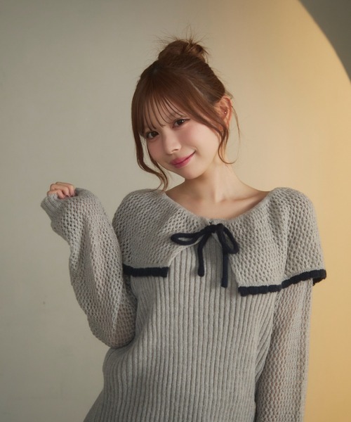 TITTY&CO.（ティティーアンドコー）の「ビッグカラーリボンニット（ニット/セーター・レディース・ネイビー/ホワイト/グレー・FREE）」の2枚目の写真