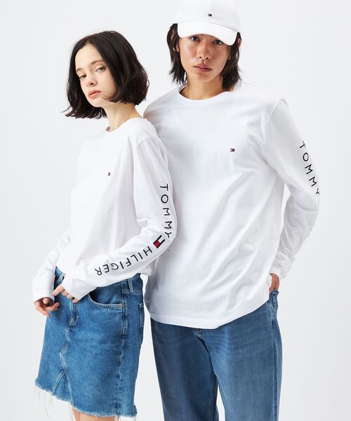 TOMMY HILFIGER（トミーヒルフィガー）の「【オンライン限定】ショルダーロゴロングスリーブTシャツ ロンT（Tシャツ/カットソー・メンズ・ホワイト/ネイビー・SMALL/LARGE/MEDIUM/X-LARGE）」の13枚目の写真