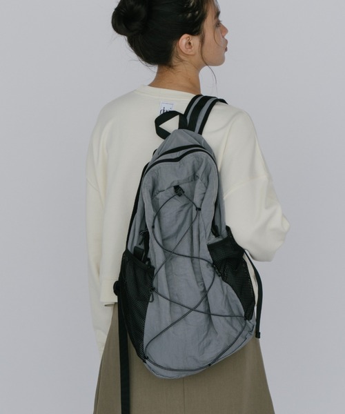 duei（デュイ）の「ドローストリングバックパック（バックパック/リュック・レディース・グレー/ブラック・FREE）」の5枚目の写真