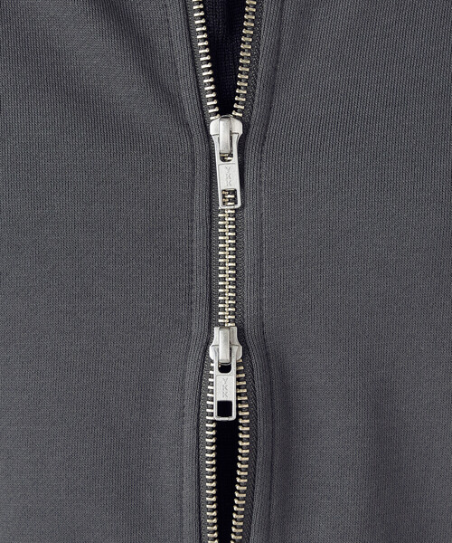 COMME CA ISM（コムサイズム）の「袖ギャザーブルゾン（ブルゾン・レディース・チャコール/ブラック・SMALL/MEDIUM/LARGE/X-LARGE）」の11枚目の写真