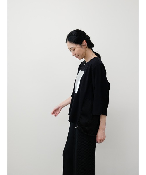 DOLLUPOOPS（ドールアップウップス）の「箔プリント配色ドルマントップス（Tシャツ/カットソー・レディース・ブルー/ブラック/ブラウン・38）」の10枚目の写真