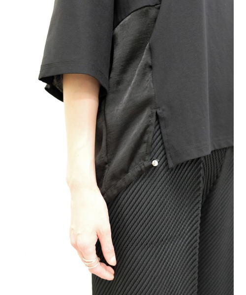 DOLLUPOOPS（ドールアップウップス）の「箔プリント配色ドルマントップス（Tシャツ/カットソー・レディース・ブルー/ブラック/ブラウン・38）」の18枚目の写真