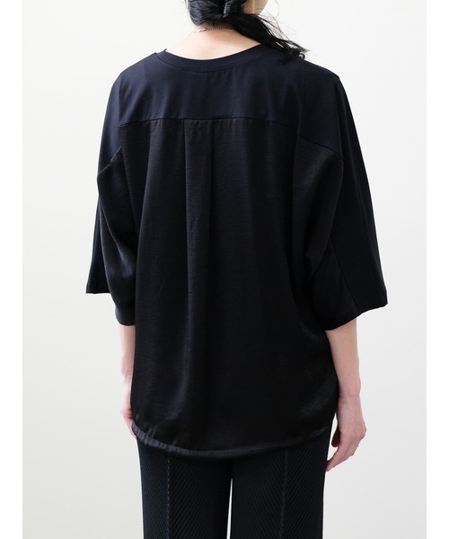 DOLLUPOOPS（ドールアップウップス）の「箔プリント配色ドルマントップス（Tシャツ/カットソー・レディース・ブルー/ブラック/ブラウン・38）」の19枚目の写真