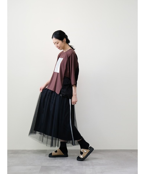 DOLLUPOOPS（ドールアップウップス）の「箔プリント配色ドルマントップス（Tシャツ/カットソー・レディース・ブルー/ブラック/ブラウン・38）」の6枚目の写真