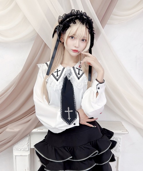 MA*RS（アメーバーマーズ）の「クロスストーンネクタイ付きブラウス（シャツ/ブラウス・レディース・ブラック/ホワイト・FREE）」の3枚目の写真