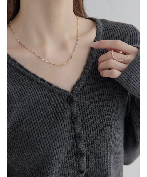 amel(エイメル)の「スカラップVネックデザインニット / チャコール(ニット/セーター・レディース・チャコールグレー・FREE)」の16枚目の写真