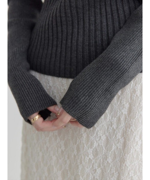 amel(エイメル)の「スカラップVネックデザインニット / チャコール(ニット/セーター・レディース・チャコールグレー・FREE)」の18枚目の写真
