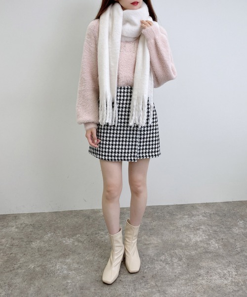 INGNI（イング）の「フリンジボリュームストール（ストール/ショール・レディース・ボルドー/ピンク/サックスブルー/オフホワイト/グレー/ホワイト系その他/ピンク系/サックスブルー系2・ONE SIZE）」の22枚目の写真