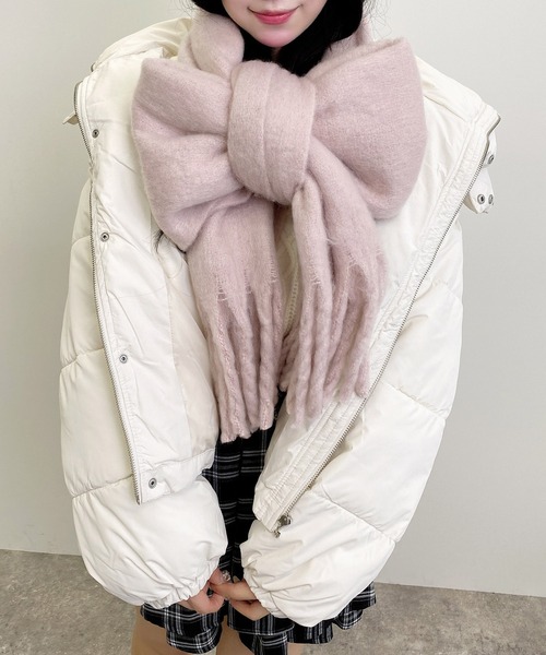 INGNI（イング）の「フリンジボリュームストール（ストール/ショール・レディース・ボルドー/ピンク/サックスブルー/オフホワイト/グレー/ホワイト系その他/ピンク系/サックスブルー系2・ONE SIZE）」の16枚目の写真