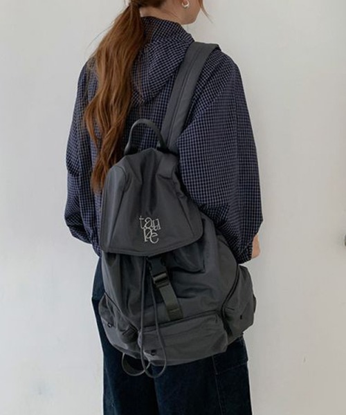 c.u.l(シーユーエル)の「A4収納 ワンポイント刺繍 ナイロン バックパック リュック cula1315(バックパック/リュック・レディース・ブラウン/グレー/ブラック・FREE)」の16枚目の写真