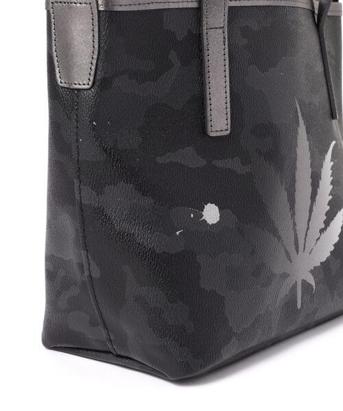 GENTIL BANDIT(ジャンティバンティ)の「GENTIL BANDIT x lucien pellat-finet /14th Anniv. Ltd トートバッグPM(marijuana)(トートバッグ・メンズ・ブラック/ホワイト・F)」の17枚目の写真