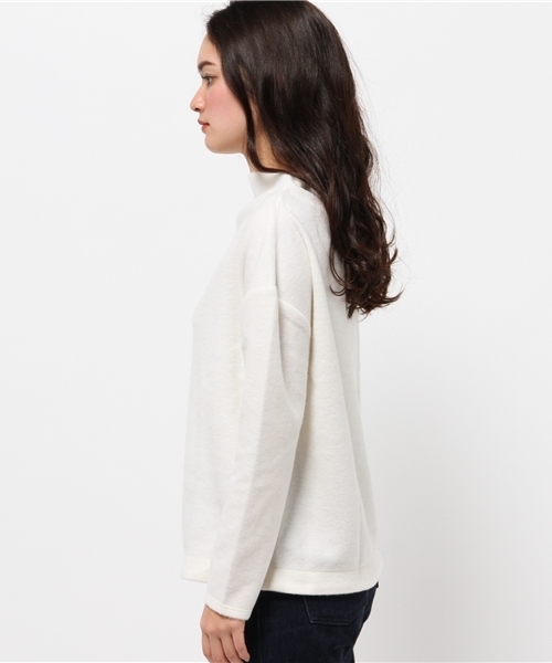 LBC(エルビーシー)の「ポリレーヨン起毛ボトルネックプルオーバー (Tシャツ/カットソー・レディース・イエロー/オフホワイト/ライトグレー・LARGE/MEDIUM)」の4枚目の写真