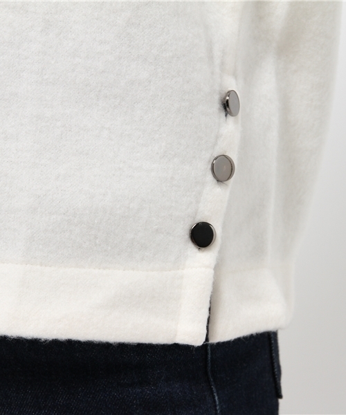 LBC(エルビーシー)の「ポリレーヨン起毛ボトルネックプルオーバー (Tシャツ/カットソー・レディース・イエロー/オフホワイト/ライトグレー・LARGE/MEDIUM)」の8枚目の写真