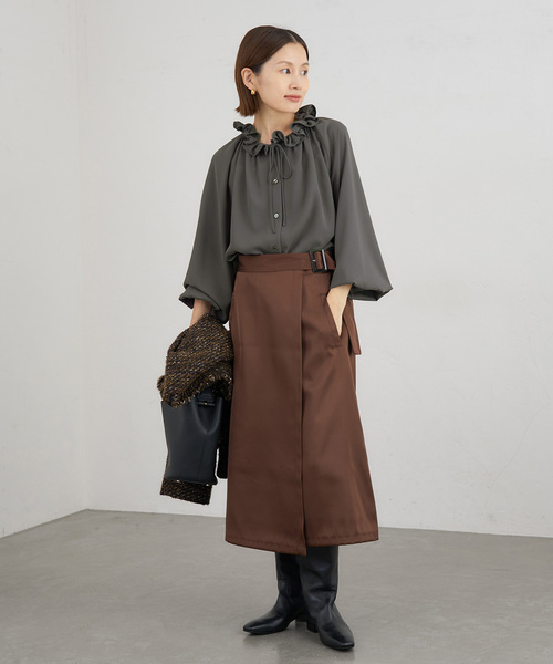 IENA(イエナ)の「襟フリルブラウス(シャツ/ブラウス・レディース・アイボリー/ブラック系その他/ベージュ・FREE)」の18枚目の写真