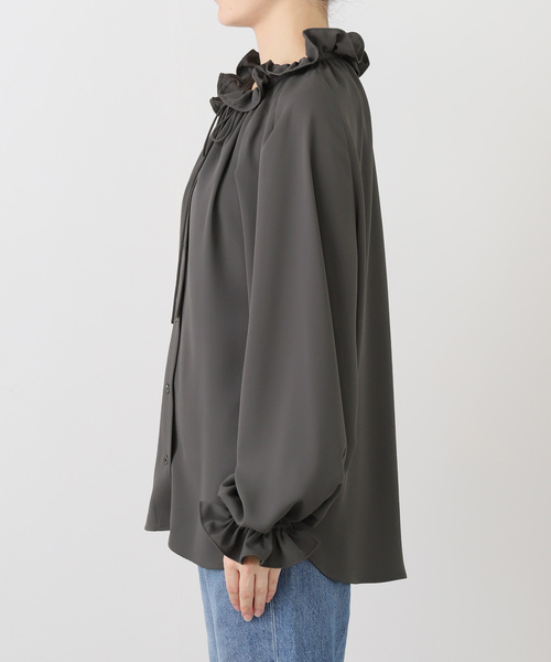 IENA(イエナ)の「襟フリルブラウス(シャツ/ブラウス・レディース・アイボリー/ブラック系その他/ベージュ・FREE)」の20枚目の写真