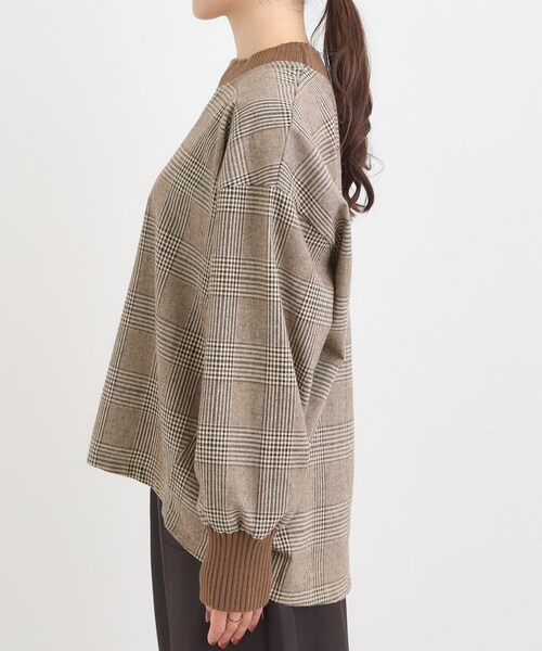 SHOO・LA・RUE（シューラルー）の「チェック柄プルオーバー（Tシャツ/カットソー・レディース・ブラック系1/ダークブラウン系1・04/02/03/01）」の12枚目の写真