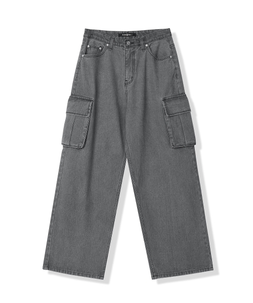 AVANDRESS(アバンドレス )の「real wide cargo pants BLACK(デニムパンツ・レディース・その他・X-LARGE/X-SMALL/XX-SMALL/SMALL/LARGE/MEDIUM)」の6枚目の写真