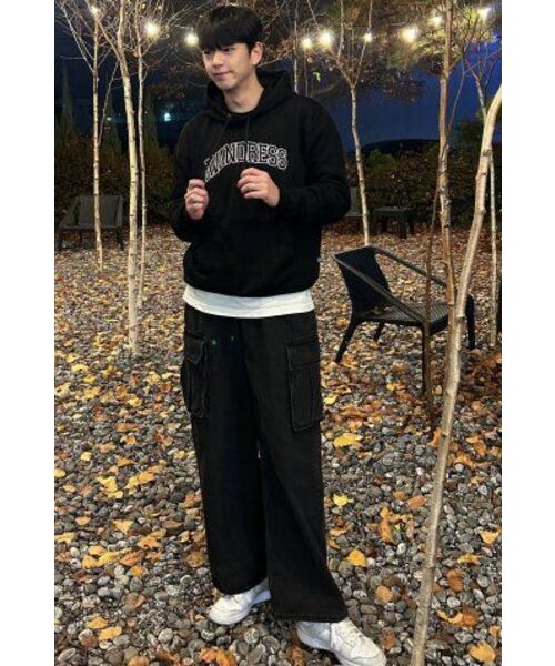 AVANDRESS(アバンドレス )の「real wide cargo pants BLACK(デニムパンツ・レディース・その他・X-LARGE/X-SMALL/XX-SMALL/SMALL/LARGE/MEDIUM)」の15枚目の写真