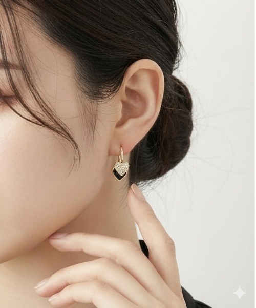 Burner(バーナー)の「【OKUOKU 0909】ハートチャームフープピアス oku-pier10-13【RBTS】(ピアス(両耳用)・レディース・ブラック/ホワイト・FREE)」の2枚目の写真