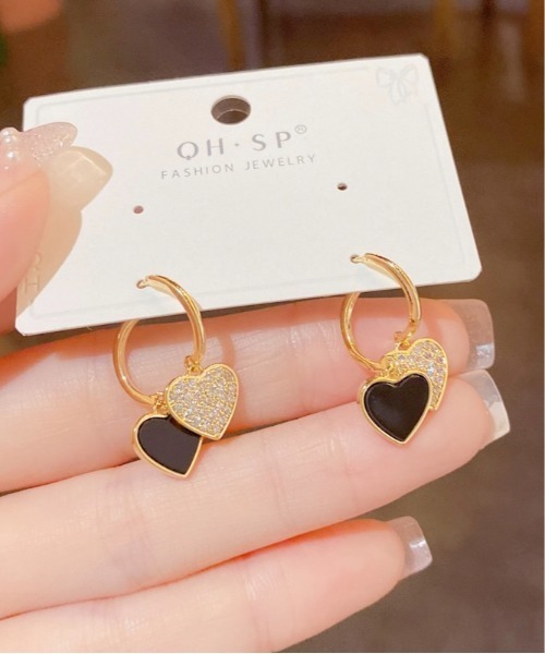 Burner(バーナー)の「【OKUOKU 0909】ハートチャームフープピアス oku-pier10-13【RBTS】(ピアス(両耳用)・レディース・ブラック/ホワイト・FREE)」の8枚目の写真