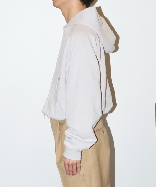 GOAT ESSENCE(ゴートエッセンス)の「ZIP HOODIE(パーカー・メンズ・グレー/レッド/ブラック・1/2/3)」の22枚目の写真