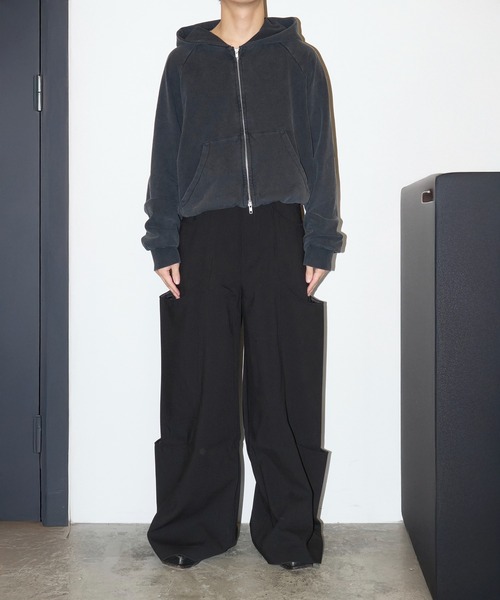GOAT ESSENCE(ゴートエッセンス)の「ZIP HOODIE(パーカー・メンズ・グレー/レッド/ブラック・1/2/3)」の11枚目の写真