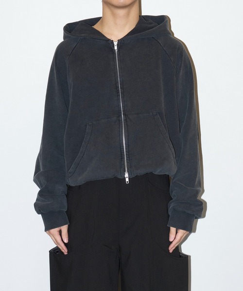 GOAT ESSENCE(ゴートエッセンス)の「ZIP HOODIE(パーカー・メンズ・グレー/レッド/ブラック・1/2/3)」の12枚目の写真