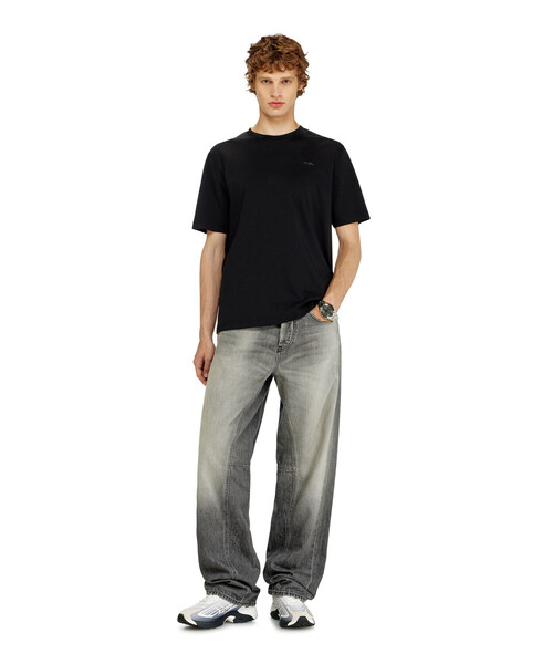 DIESEL(ディーゼル)の「メンズ Tシャツ T-ADJUST-MET(Tシャツ/カットソー・メンズ・ベージュ系その他/ブラック/ホワイト・XXX-LARGE/LARGE/SMALL/X-LARGE/XX-LARGE/X-SMALL/MEDIUM)」の7枚目の写真